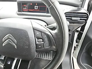 Used 2017 Citroen C4 Cactus Flair White - Interior and Exterior details 14