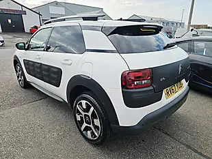 Used 2017 Citroen C4 Cactus Flair White - Interior and Exterior details 5