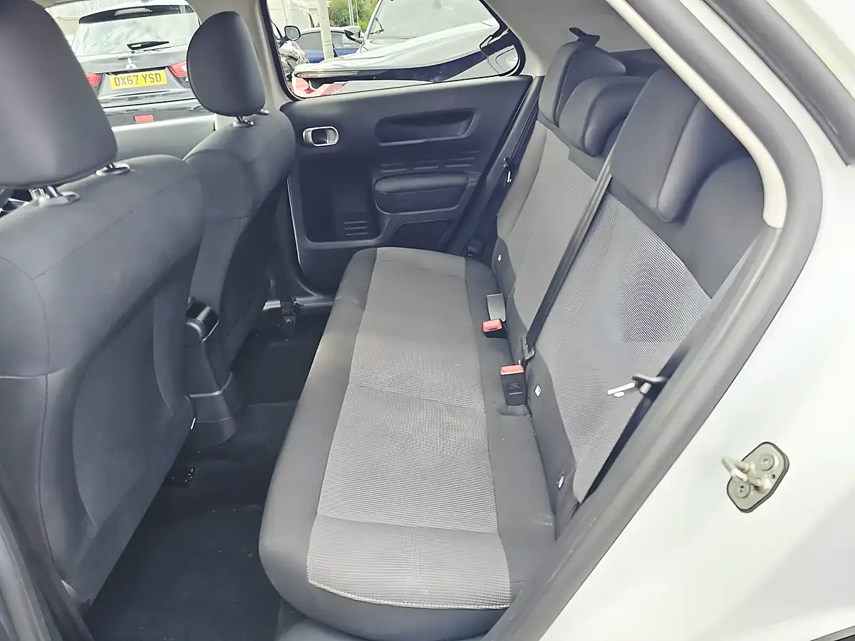 Used 2017 Citroen C4 Cactus Flair White - Interior and Exterior details 8