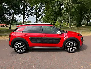 Used 2017 Citroen C4 Cactus Rip Curl Red - Interior and Exterior details 2