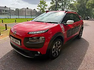 Used 2017 Citroen C4 Cactus Rip Curl Red - Interior and Exterior details 9