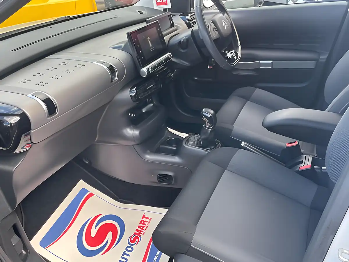 Used 2017 Citroen C4 Cactus W White - Interior and Exterior details 16