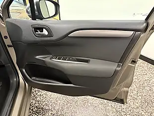 Used 2017 Citroen C4 Flair Grey - Interior and Exterior details 18