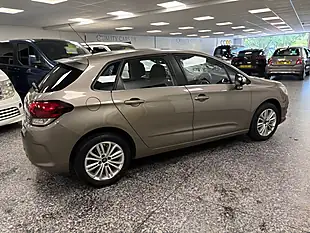 Used 2017 Citroen C4 Flair Grey - Interior and Exterior details 9