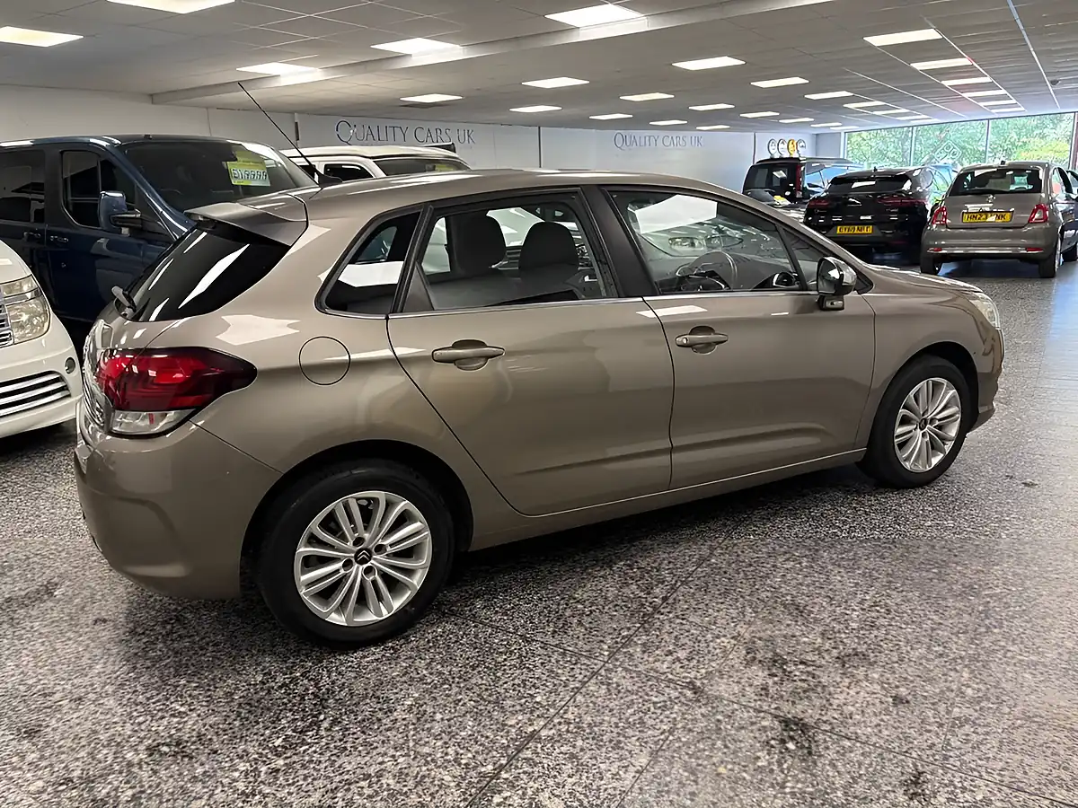 Used 2017 Citroen C4 Flair Grey - Interior and Exterior details 9