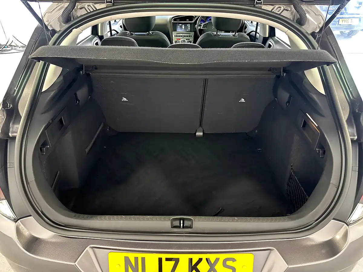Used 2017 Citroen C4 Flair Grey - Interior and Exterior details 11