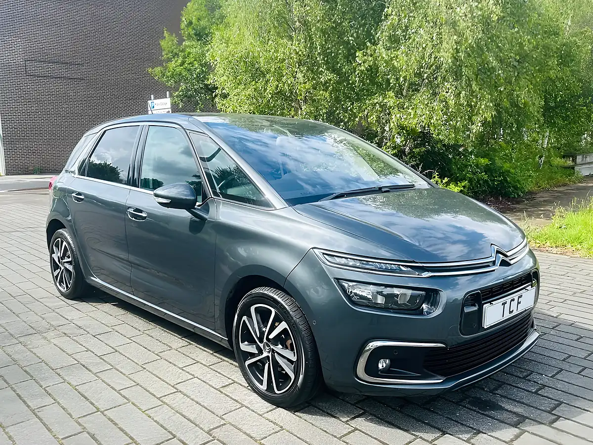 Used 2017 Citroen C4 Picasso Flair Grey - Front View