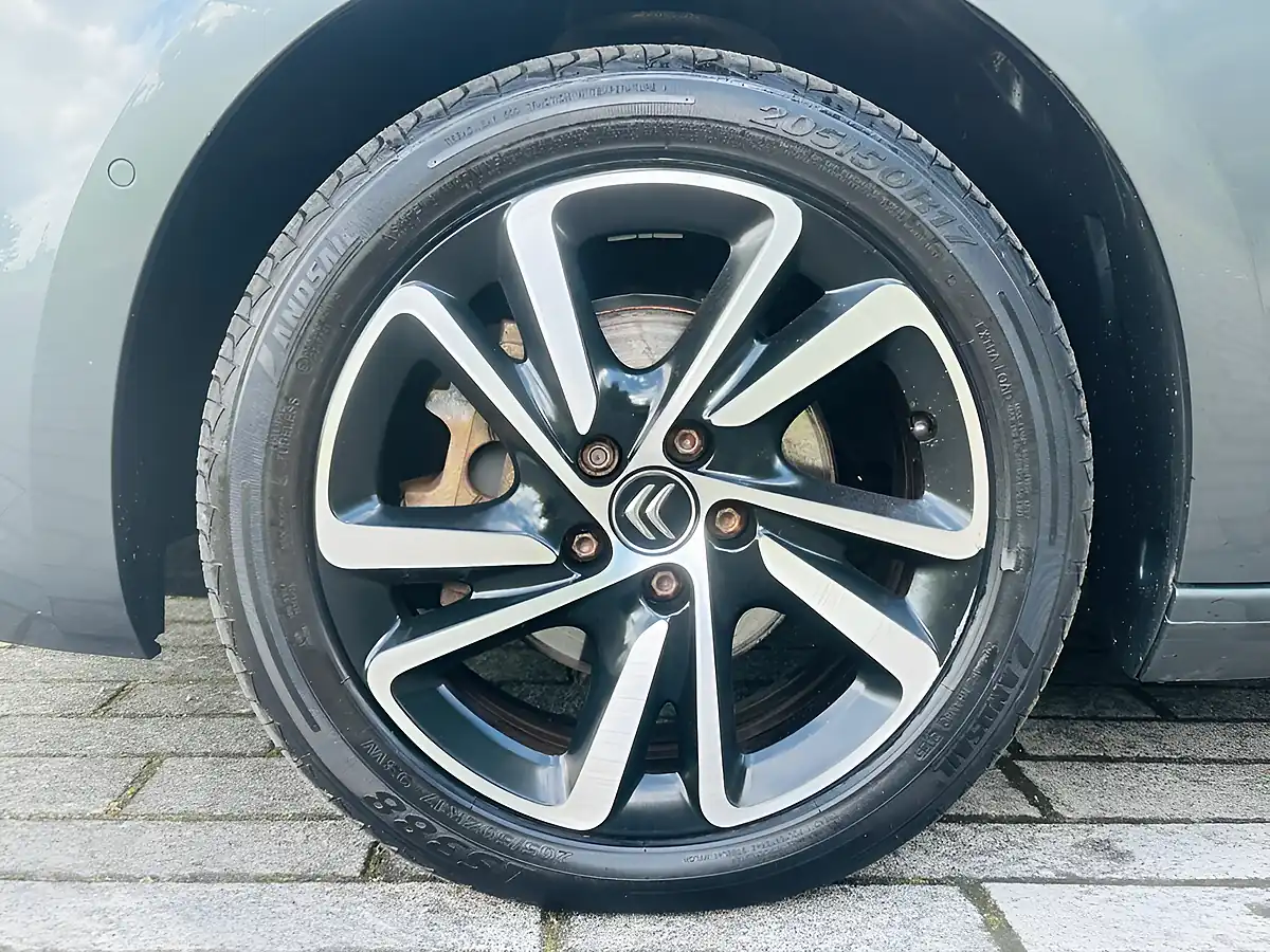 Used 2017 Citroen C4 Picasso Flair Grey - Interior and Exterior details 16