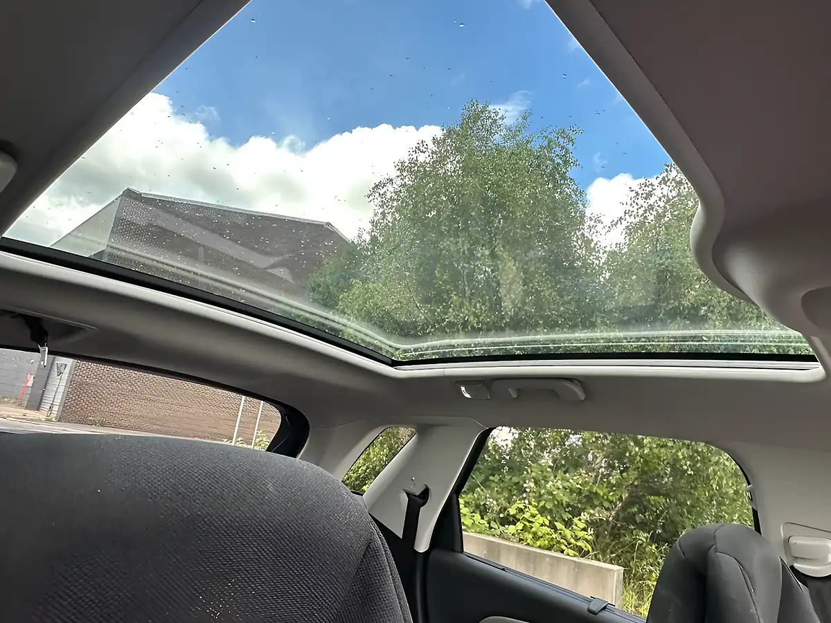 Used 2017 Citroen C4 Picasso Flair Grey - Interior and Exterior details 18