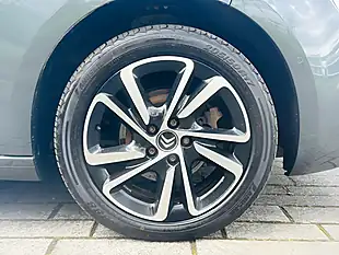 Used 2017 Citroen C4 Picasso Flair Grey - Interior and Exterior details 4