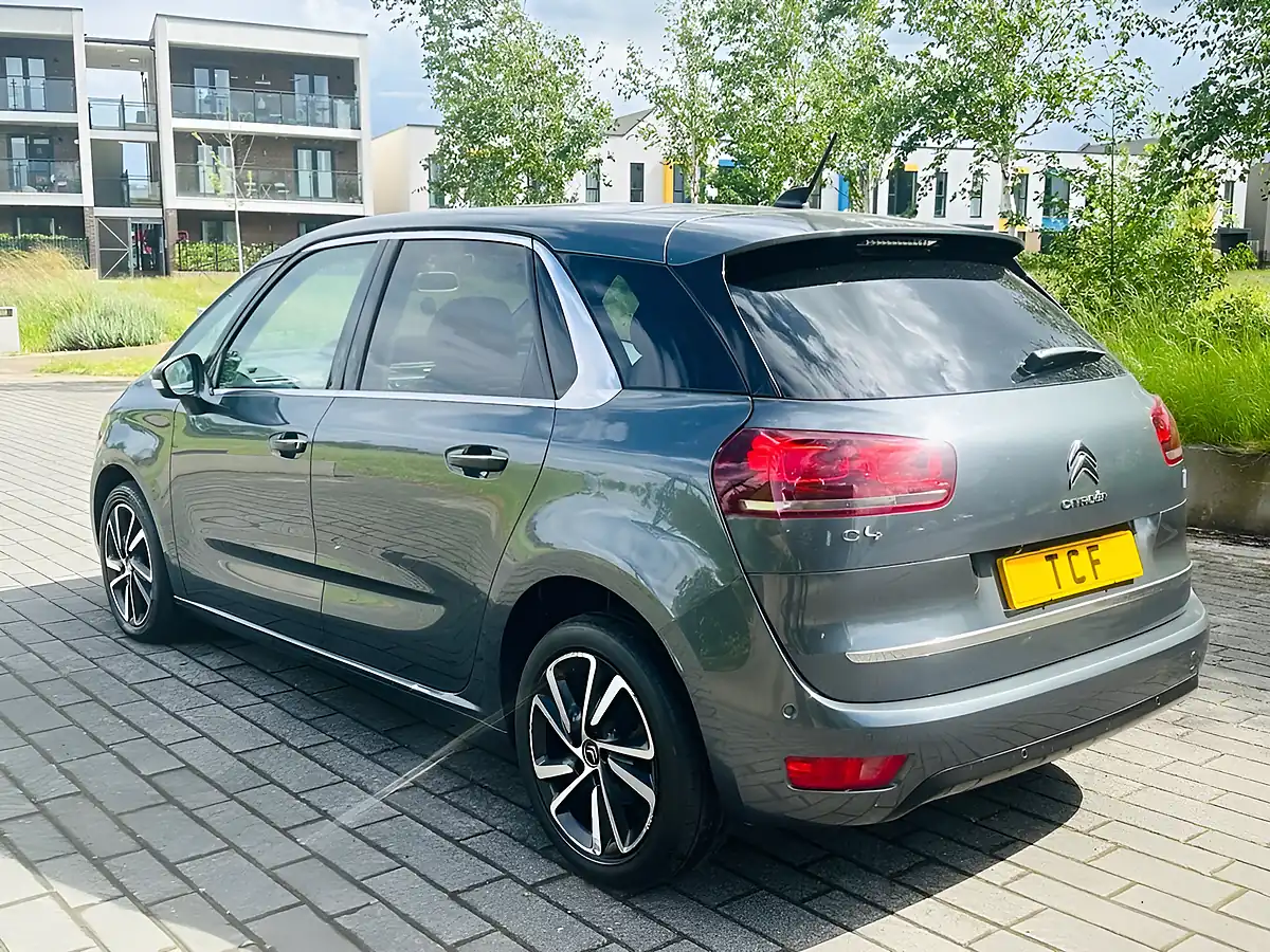 Used 2017 Citroen C4 Picasso Flair Grey - Interior and Exterior details 5