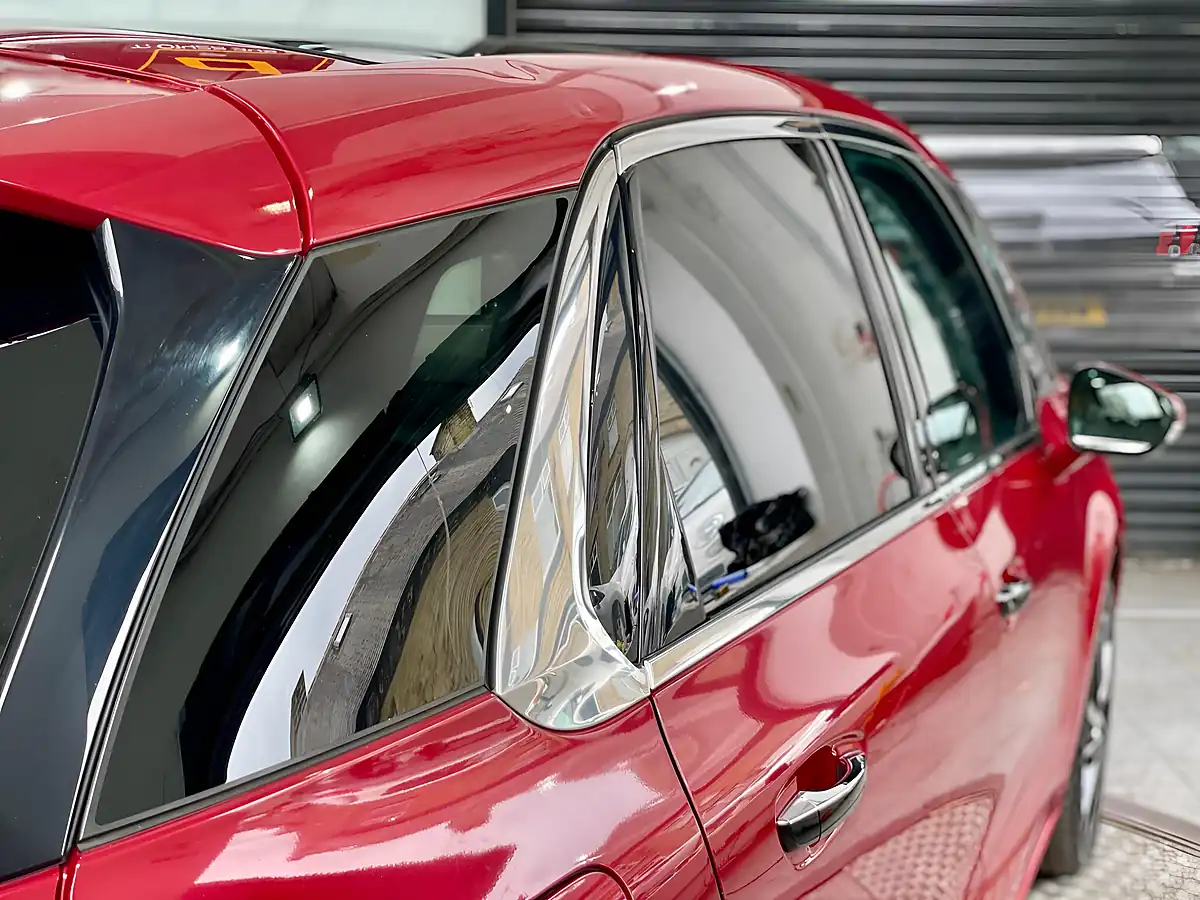 Used 2017 Citroen C4 Picasso Flair Red - Interior and Exterior details 11