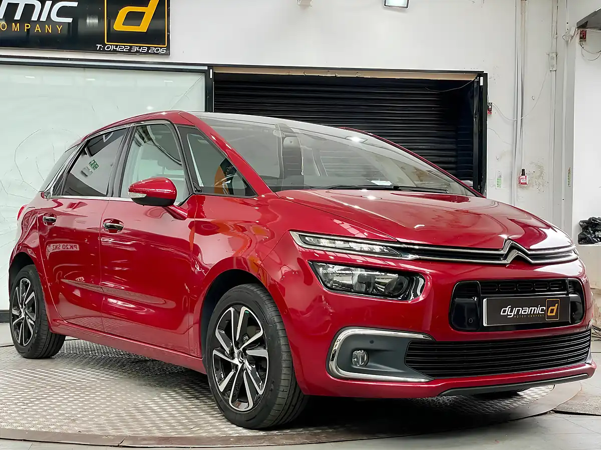 Used 2017 Citroen C4 Picasso Flair Red - Interior and Exterior details 2