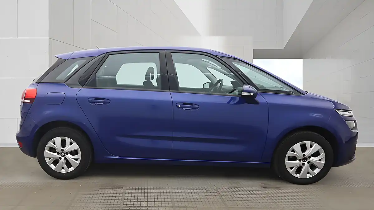 Used 2017 Citroen C4 Picasso Touch Edition Blue - Interior and Exterior details 5