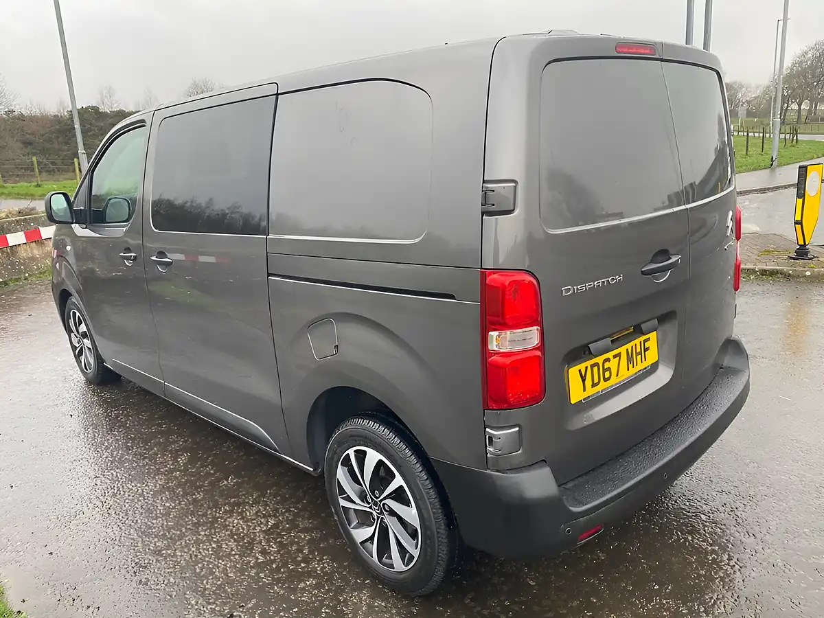 Used 2017 Citroen Dispatch Crew Van Mwb 6 SEAT Grey - Interior and Exterior details 17
