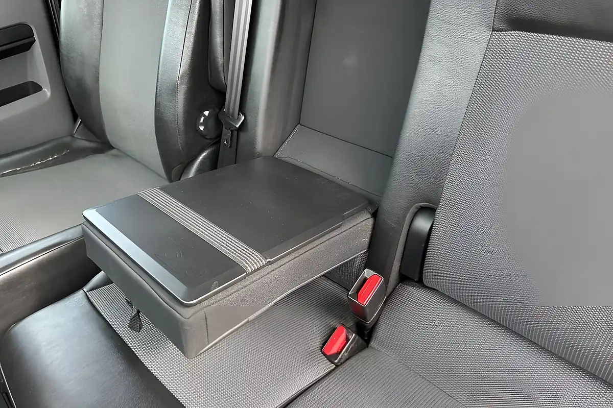 Used 2017 Citroen Dispatch Enterprise M Black - Interior and Exterior details 15