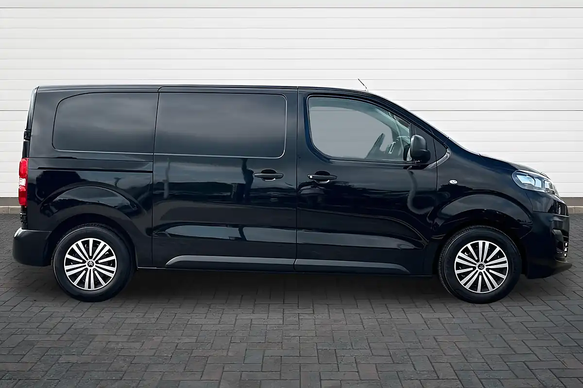 Used 2017 Citroen Dispatch Enterprise M Black - Interior and Exterior details 2
