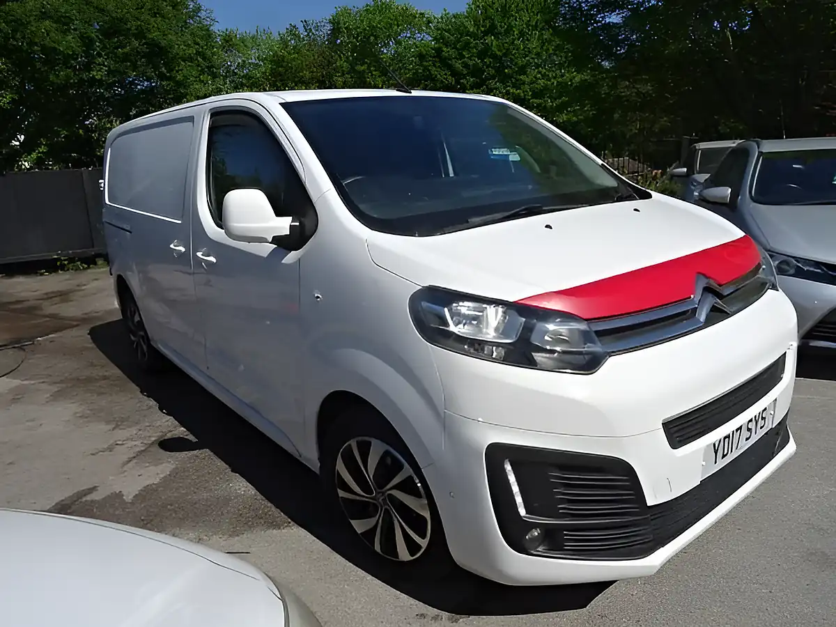 Used 2017 Citroen Dispatch Enterprise Plus M White - Interior and Exterior details 16