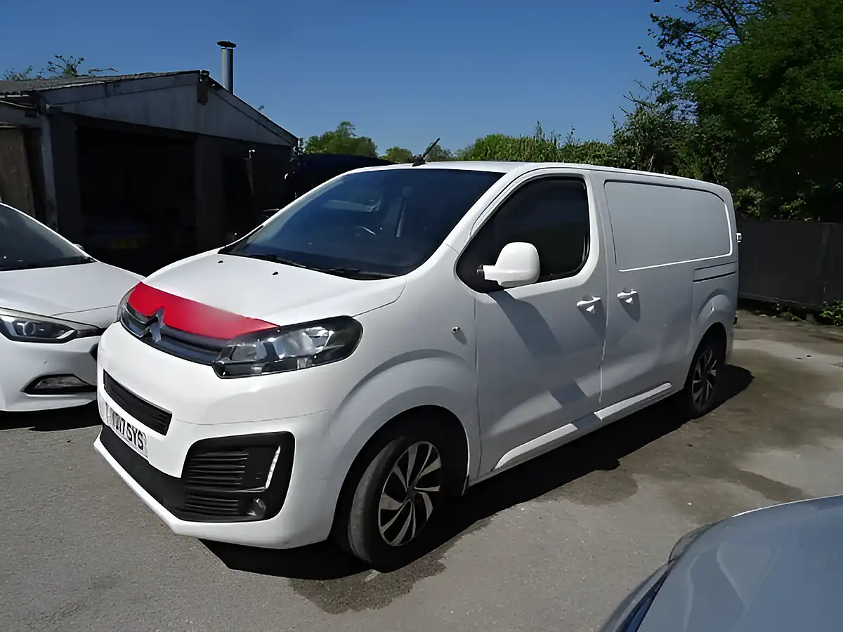 Used 2017 Citroen Dispatch Enterprise Plus M White - Interior and Exterior details 4