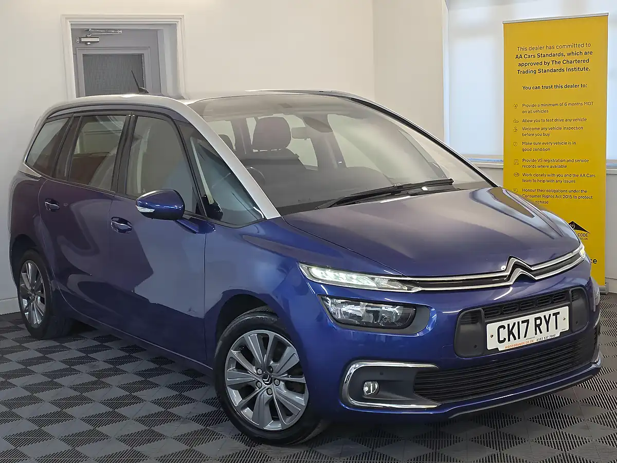 Used 2017 Citroen Grand C4 Picasso Feel Blue - Interior and Exterior details 3