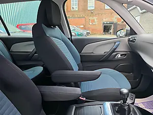 Used 2017 Citroen Grand C4 Picasso Feel Grey - Interior and Exterior details 11