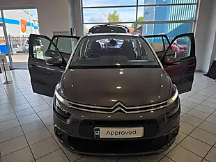 Used 2017 Citroen Grand C4 Picasso Feel Grey - Interior and Exterior details 2