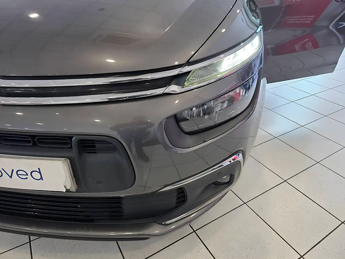 Used 2017 Citroen Grand C4 Picasso Feel Grey - Interior and Exterior details 20