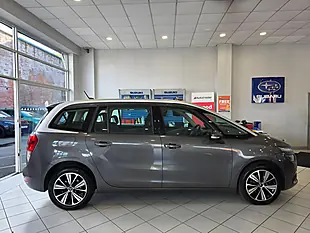 Used 2017 Citroen Grand C4 Picasso Feel Grey - Interior and Exterior details 9