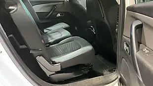 Used 2017 Citroen Grand C4 Picasso Feel White - Interior and Exterior details 10