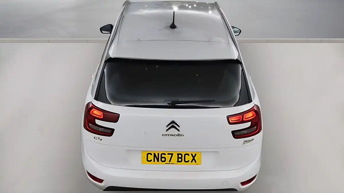 Used 2017 Citroen Grand C4 Picasso Feel White - Interior and Exterior details 8