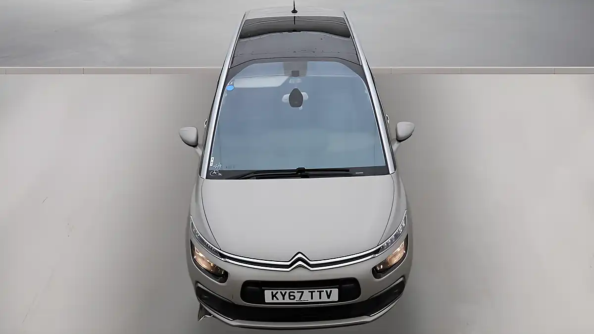 Used 2017 Citroen Grand C4 Picasso Flair Beige - Interior and Exterior details 7