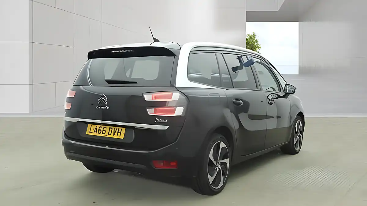 Used 2017 Citroen Grand C4 Picasso Flair Black - Interior and Exterior details 5