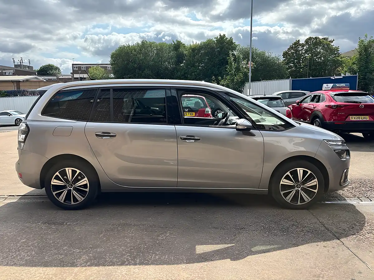 Used 2017 Citroen Grand C4 Picasso Flair Grey - Interior and Exterior details 10