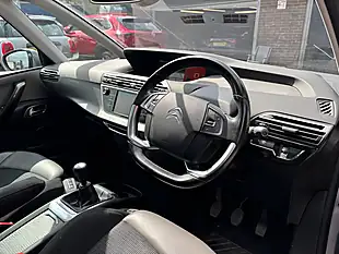 Used 2017 Citroen Grand C4 Picasso Flair Grey - Interior and Exterior details 11