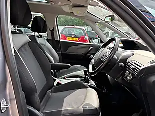Used 2017 Citroen Grand C4 Picasso Flair Grey - Interior and Exterior details 12
