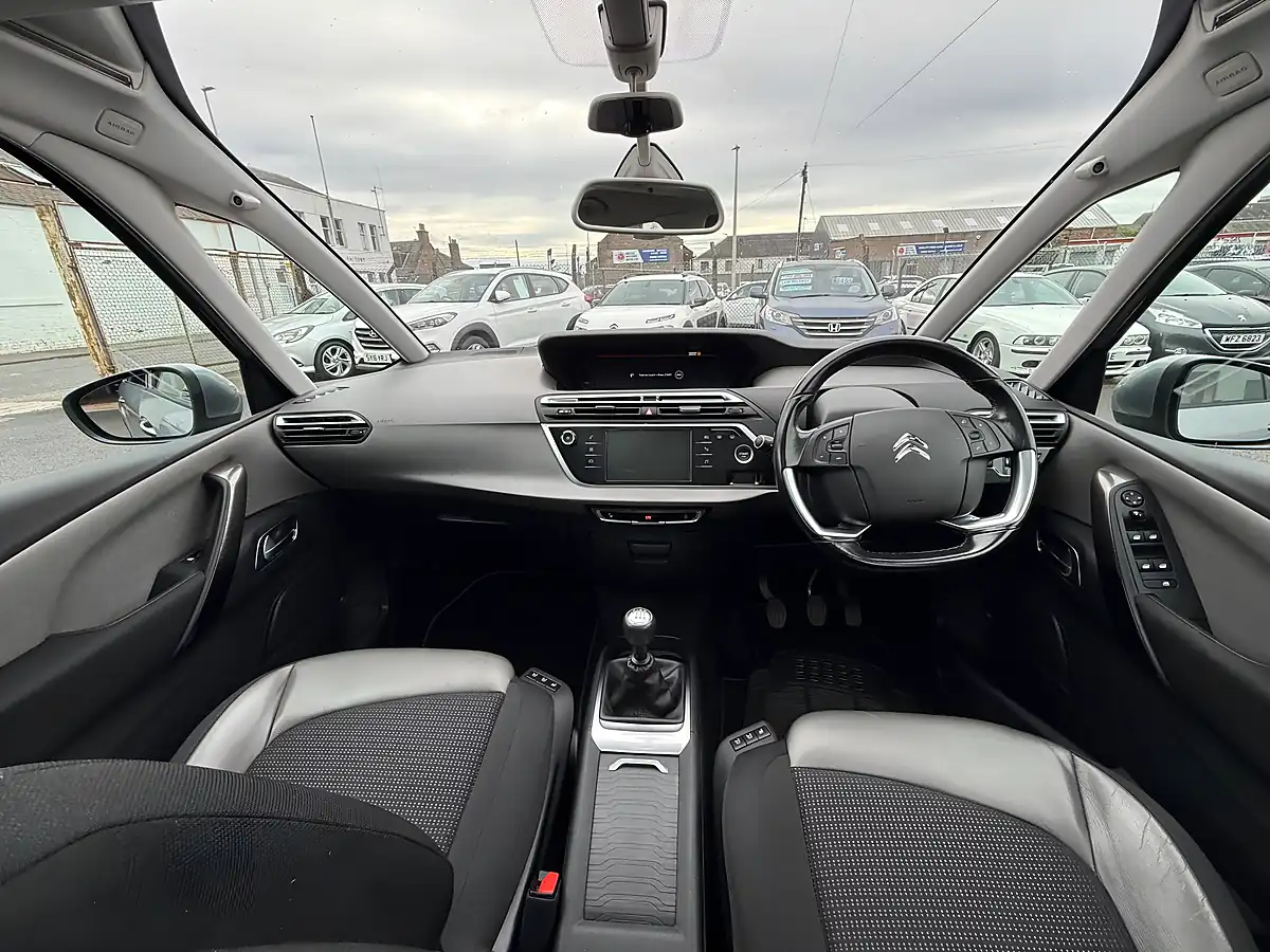 Used 2017 Citroen Grand C4 Picasso Flair Grey - Interior and Exterior details 10