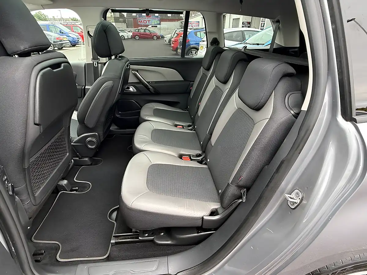 Used 2017 Citroen Grand C4 Picasso Flair Grey - Interior and Exterior details 13