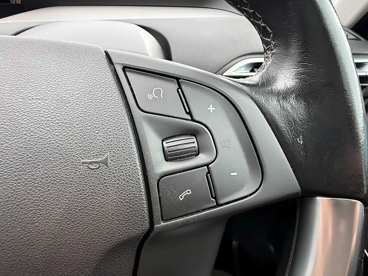 Used 2017 Citroen Grand C4 Picasso Flair Grey - Interior and Exterior details 20