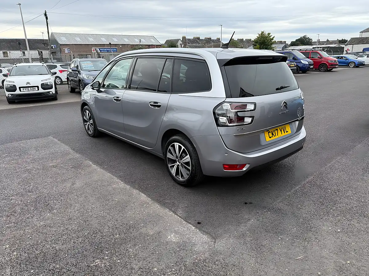 Used 2017 Citroen Grand C4 Picasso Flair Grey - Interior and Exterior details 7
