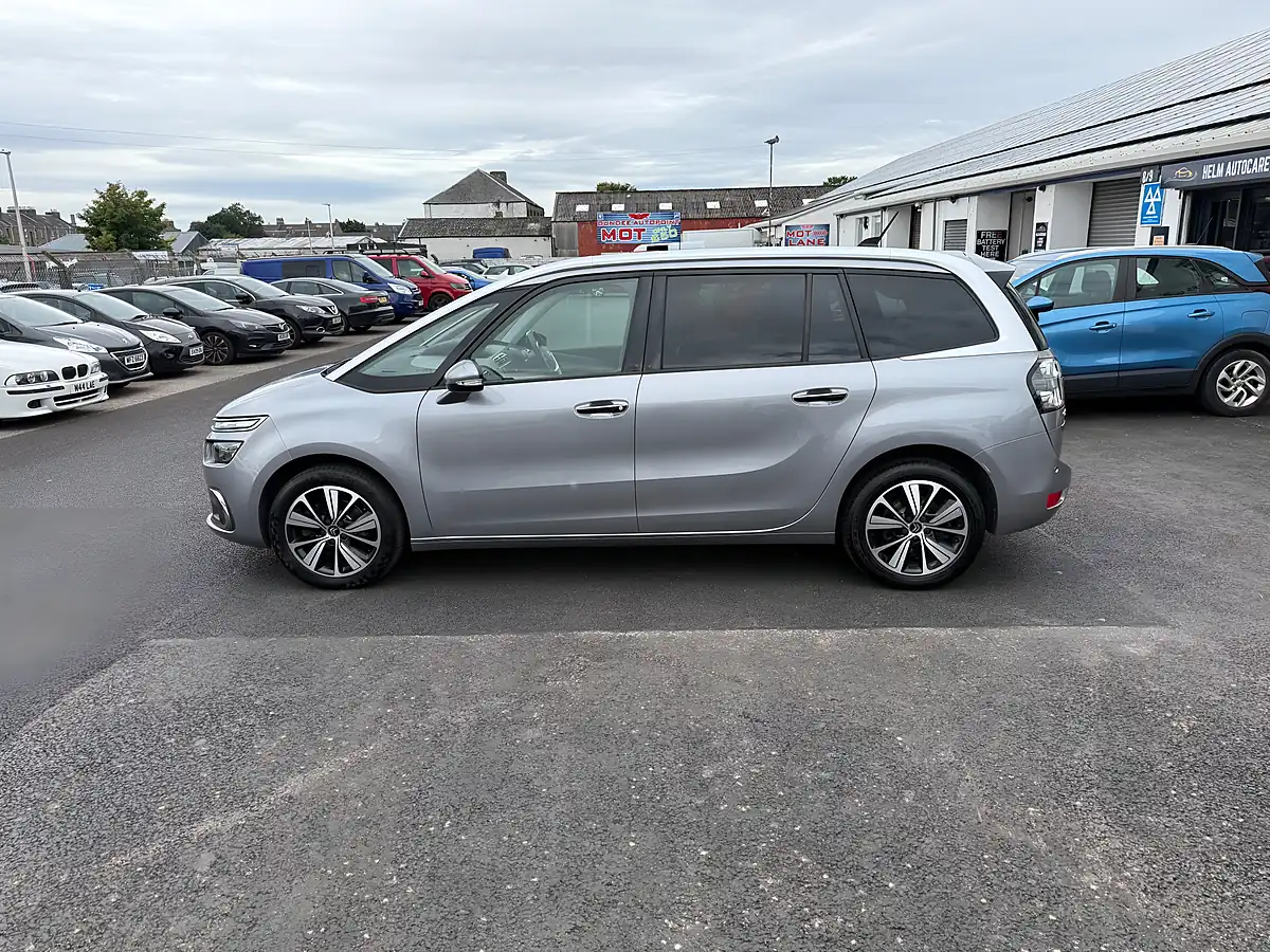 Used 2017 Citroen Grand C4 Picasso Flair Grey - Interior and Exterior details 8