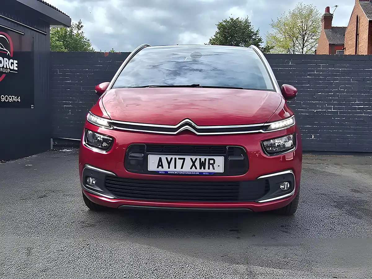 Used 2017 Citroen Grand C4 Picasso Flair Red - Interior and Exterior details 11