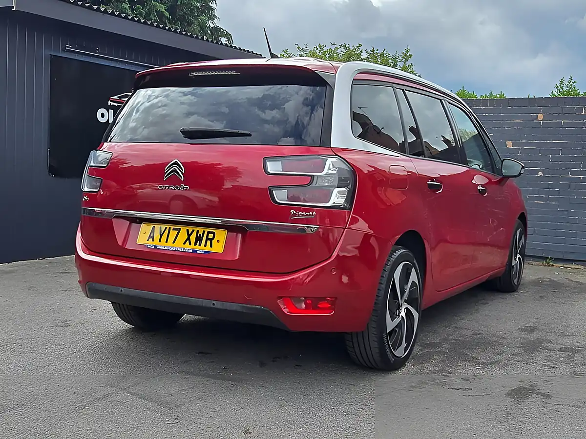 Used 2017 Citroen Grand C4 Picasso Flair Red - Interior and Exterior details 13