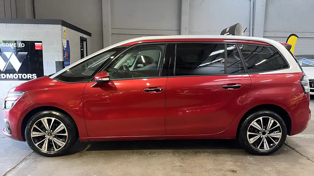 Used 2017 Citroen Grand C4 Picasso Flair Red - Interior and Exterior details 2