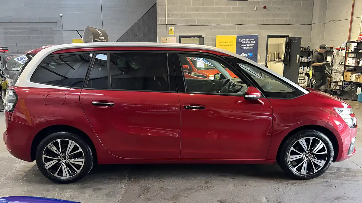 Used 2017 Citroen Grand C4 Picasso Flair Red - Interior and Exterior details 8