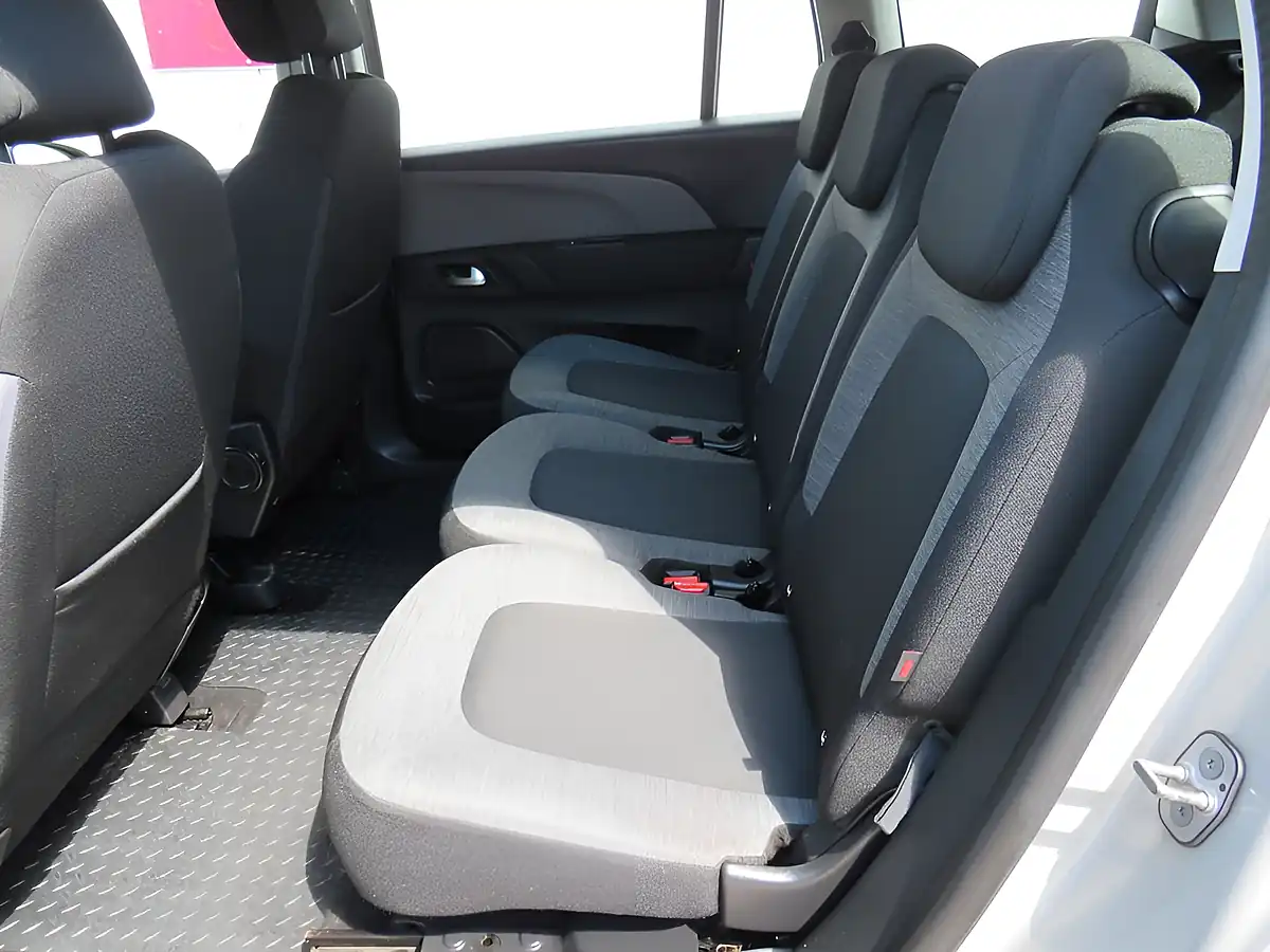 Used 2017 Citroen Grand C4 Picasso Touch Edition Beige - Interior and Exterior details 10