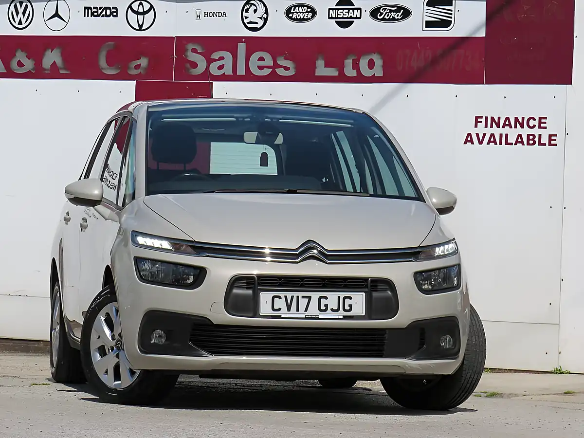 Used 2017 Citroen Grand C4 Picasso Touch Edition Beige - Interior and Exterior details 15
