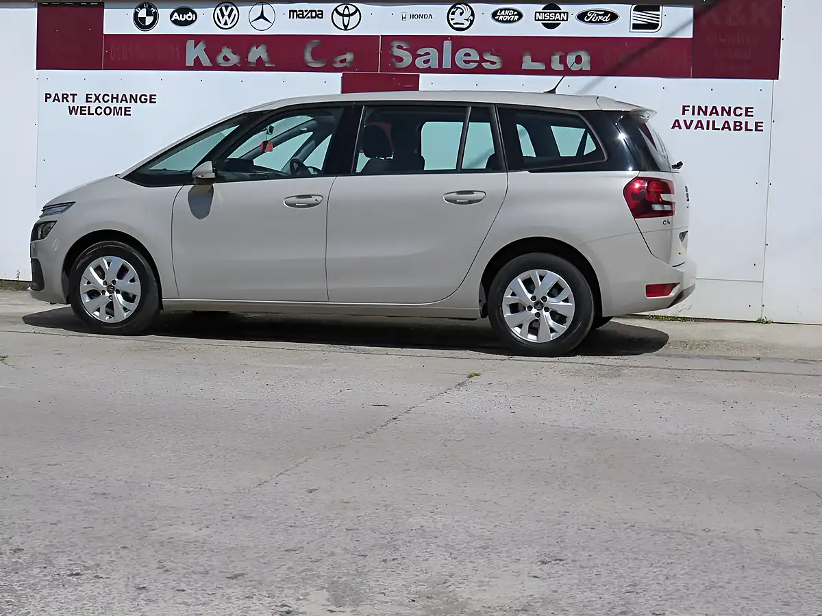 Used 2017 Citroen Grand C4 Picasso Touch Edition Beige - Interior and Exterior details 18