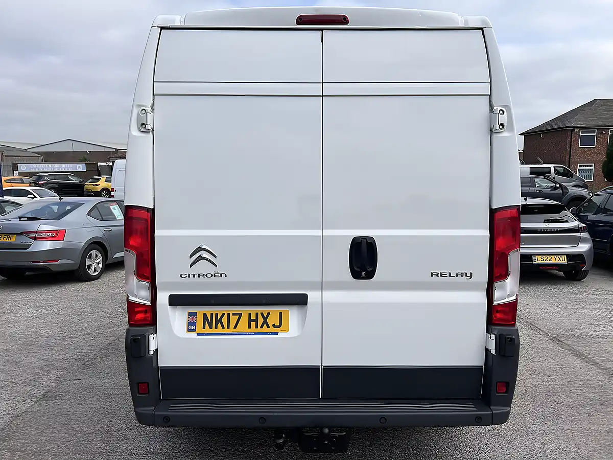 Used 2017 Citroen Relay 35 Enterprise Heavy L3H2 White - Interior and Exterior details 8