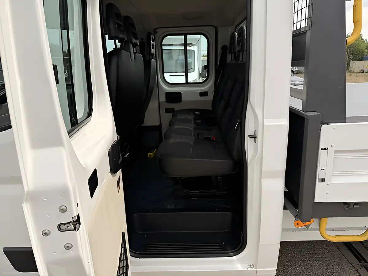 Used 2017 Citroen Relay 35 Enterprise - Interior and Exterior details 14