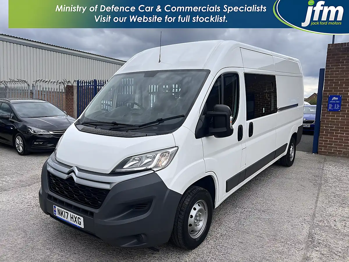 Used 2017 Citroen Relay 35 Enterprise White - Interior and Exterior details 11